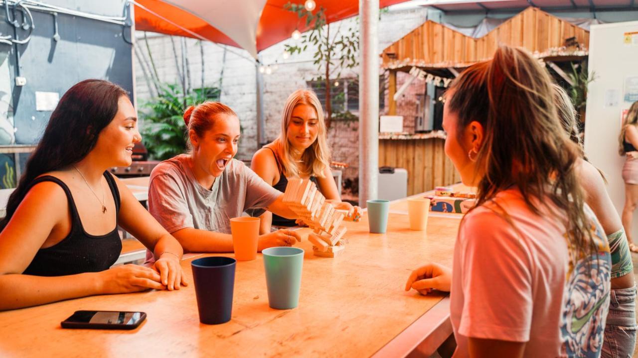 Mad Monkey Waterfront Hostel Cairns Luaran gambar