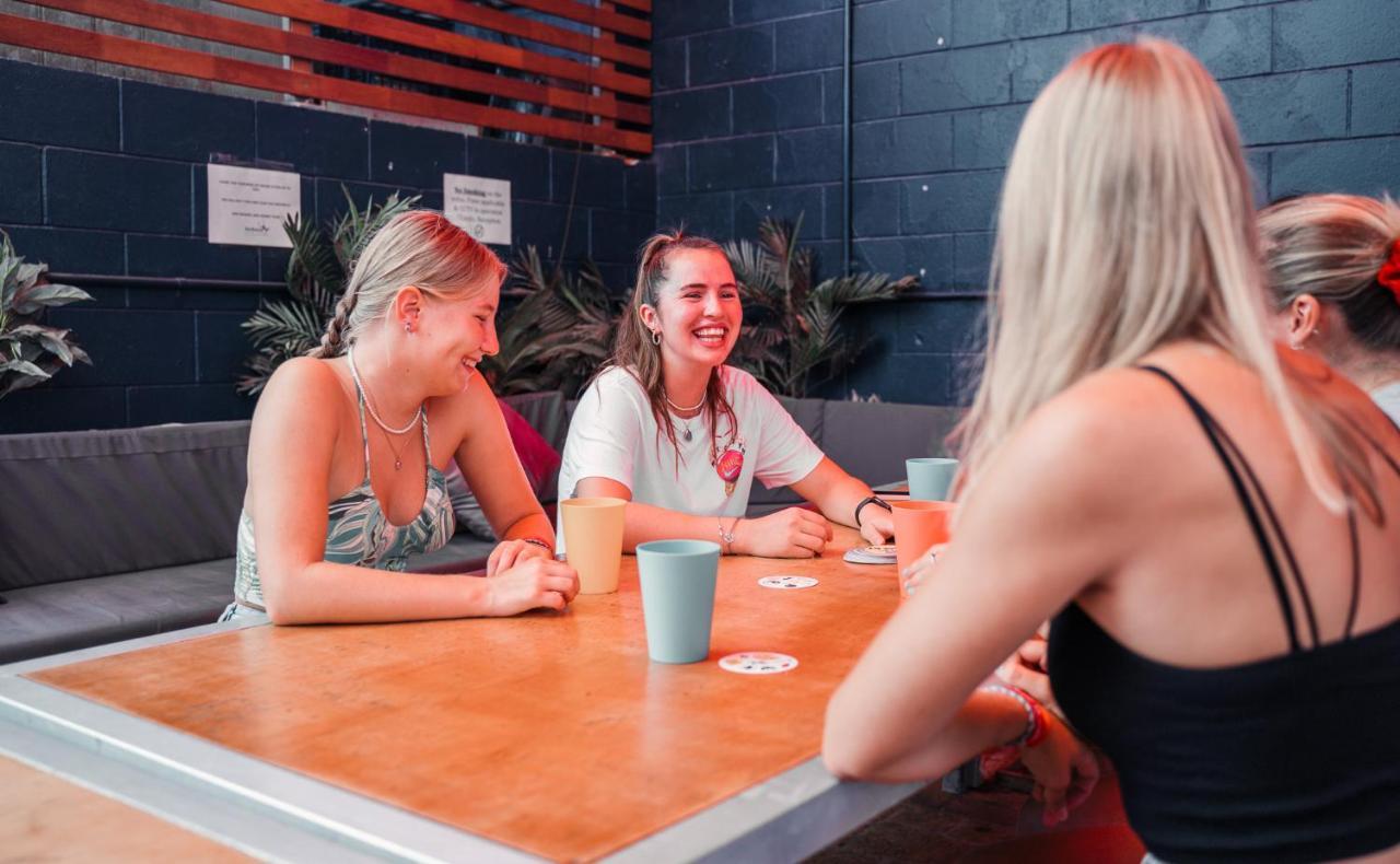 Mad Monkey Waterfront Hostel Cairns Luaran gambar