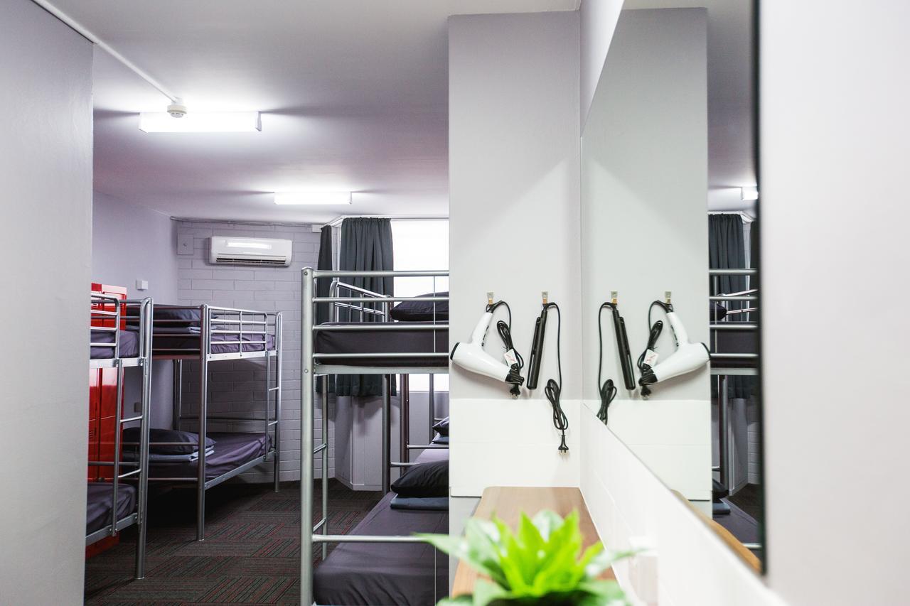 Mad Monkey Waterfront Hostel Cairns Luaran gambar